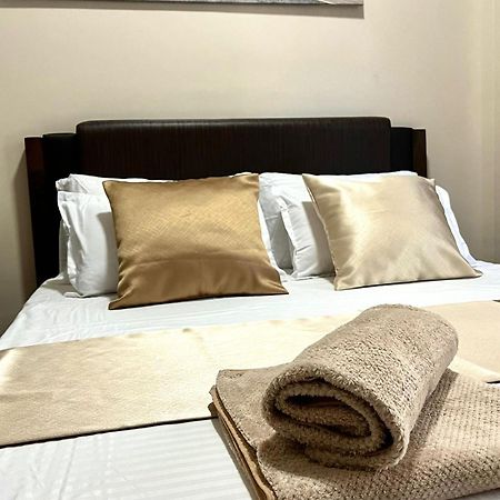 Studio At 81 Newport Boulevard Near Naia With Free Access To All Amenities Up To 2 Pax Manila Luaran gambar