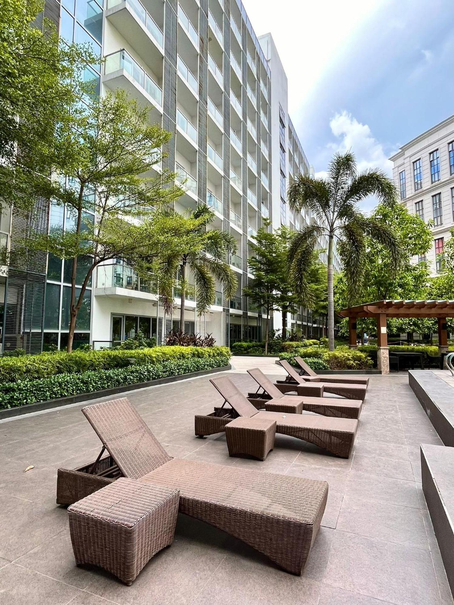 Studio At 81 Newport Boulevard Near Naia With Free Access To All Amenities Up To 2 Pax Manila Luaran gambar