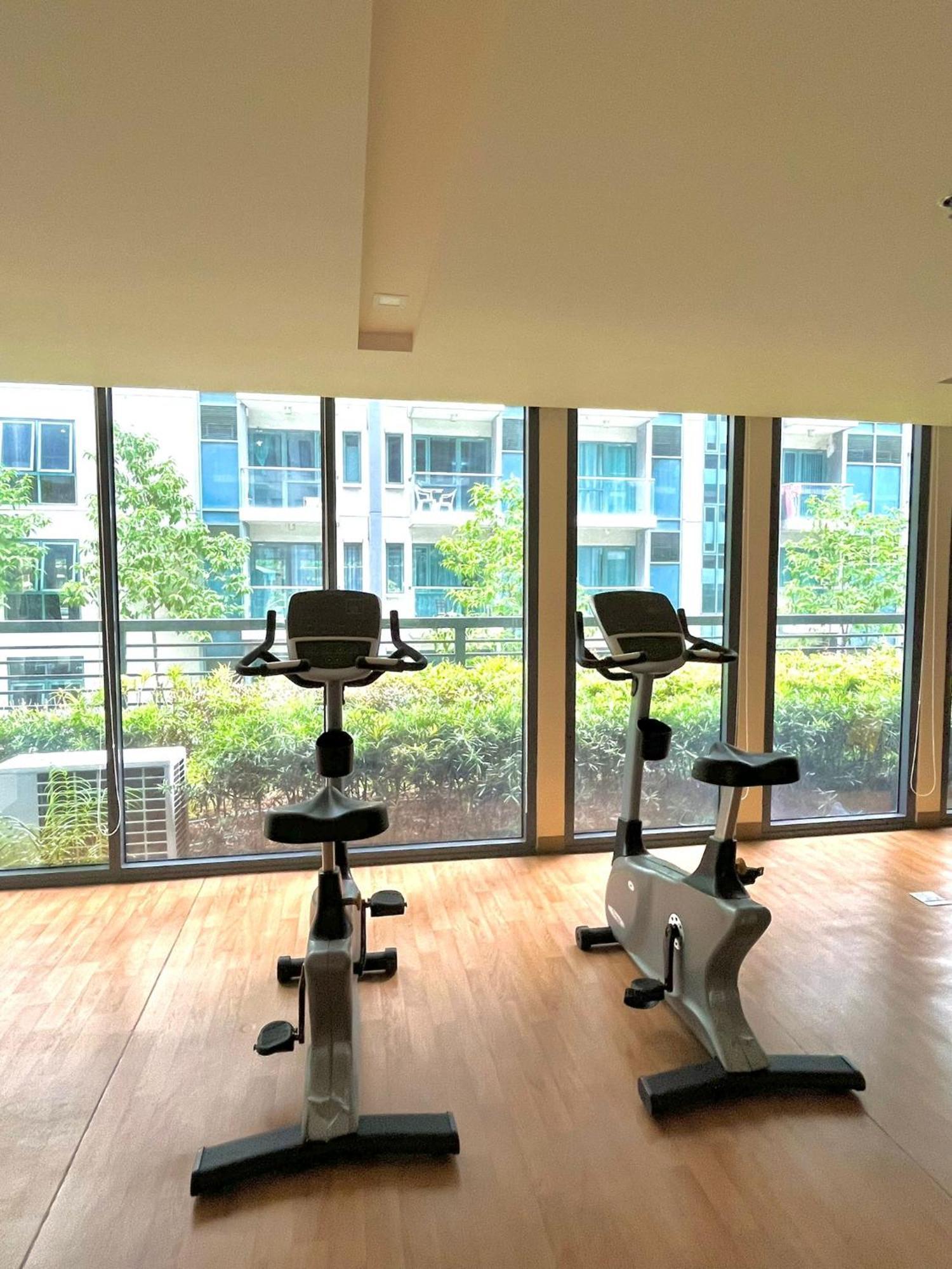 Studio At 81 Newport Boulevard Near Naia With Free Access To All Amenities Up To 2 Pax Manila Luaran gambar