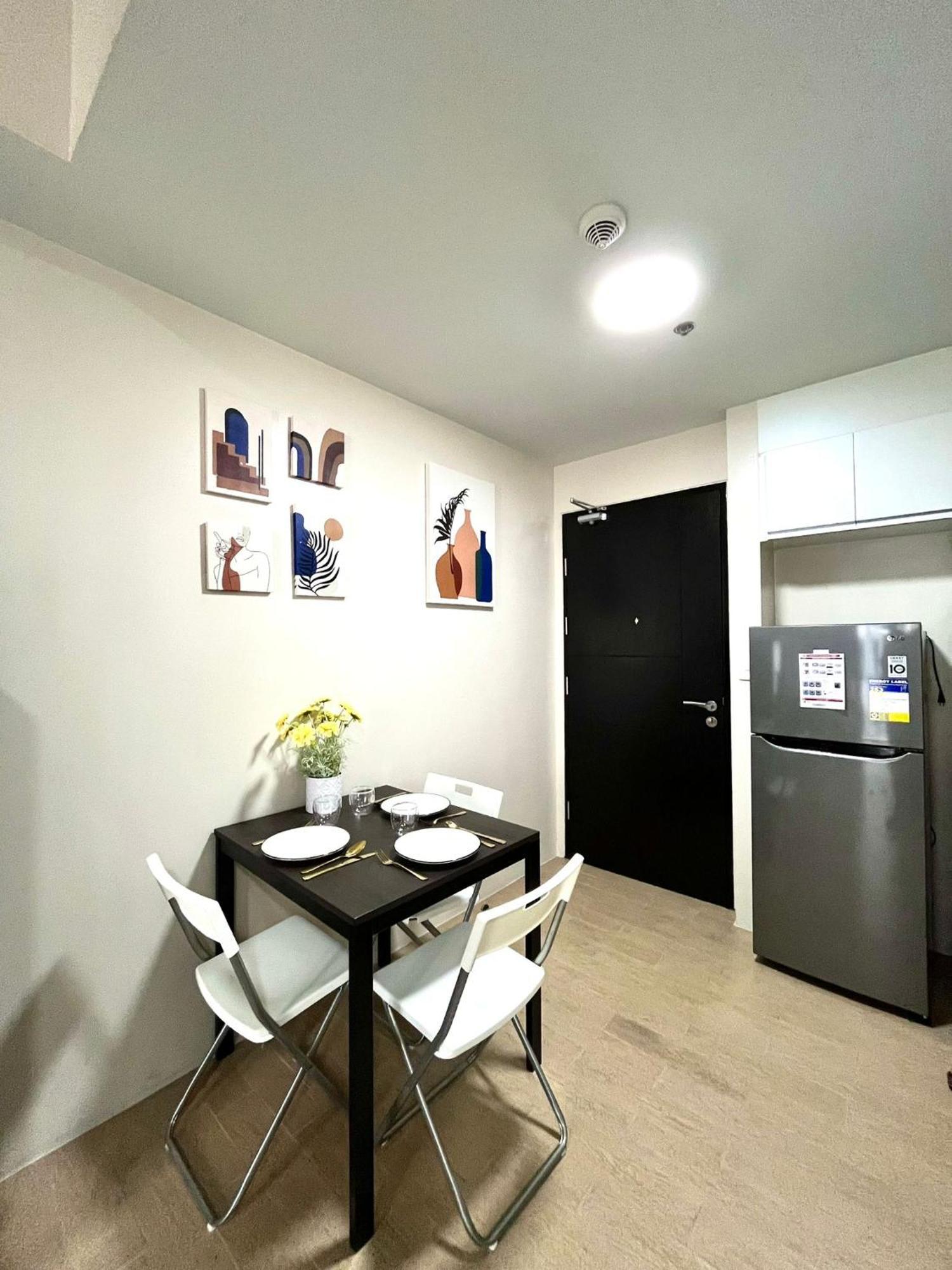 Studio At 81 Newport Boulevard Near Naia With Free Access To All Amenities Up To 2 Pax Manila Luaran gambar