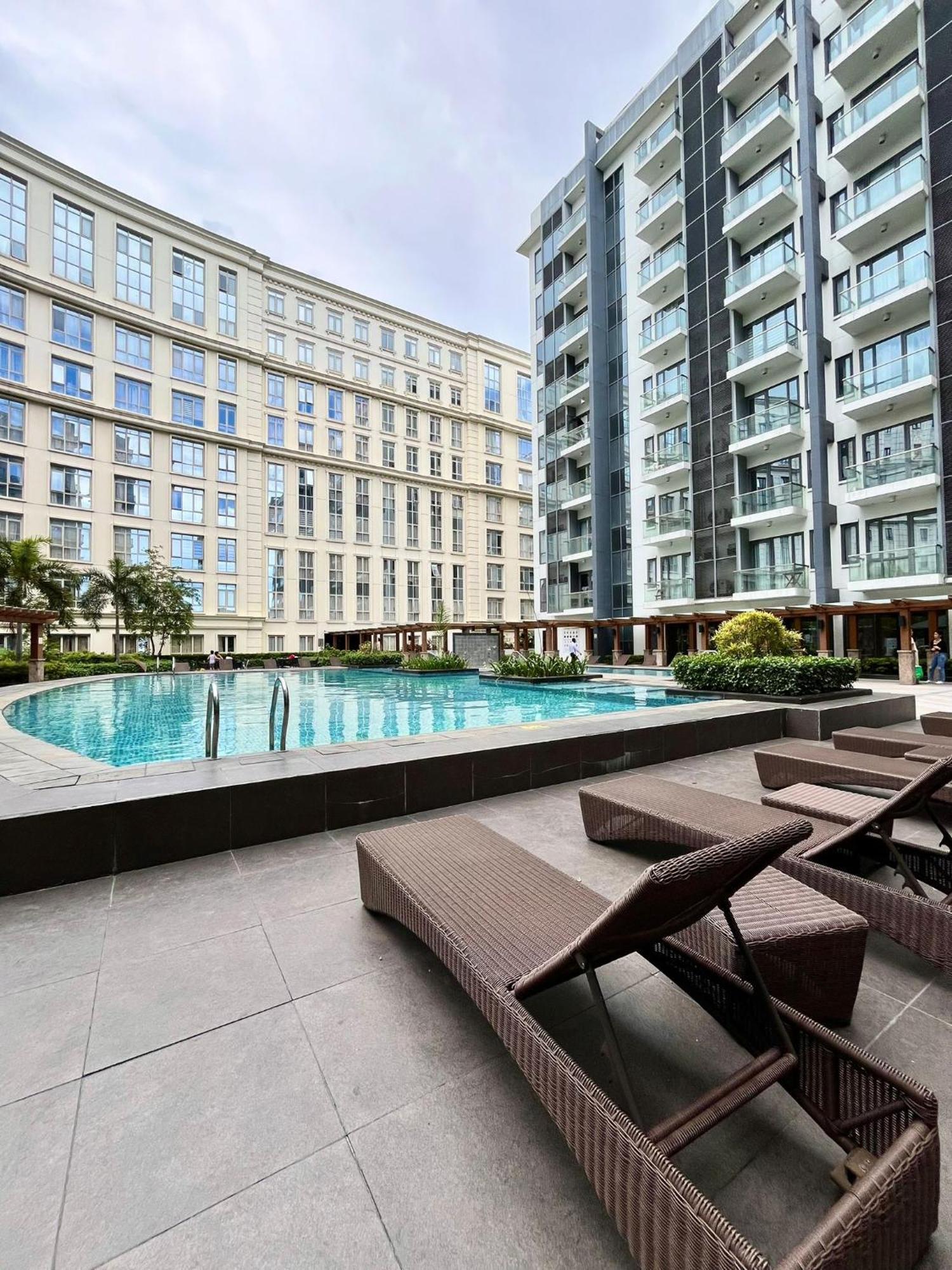 Studio At 81 Newport Boulevard Near Naia With Free Access To All Amenities Up To 2 Pax Manila Luaran gambar
